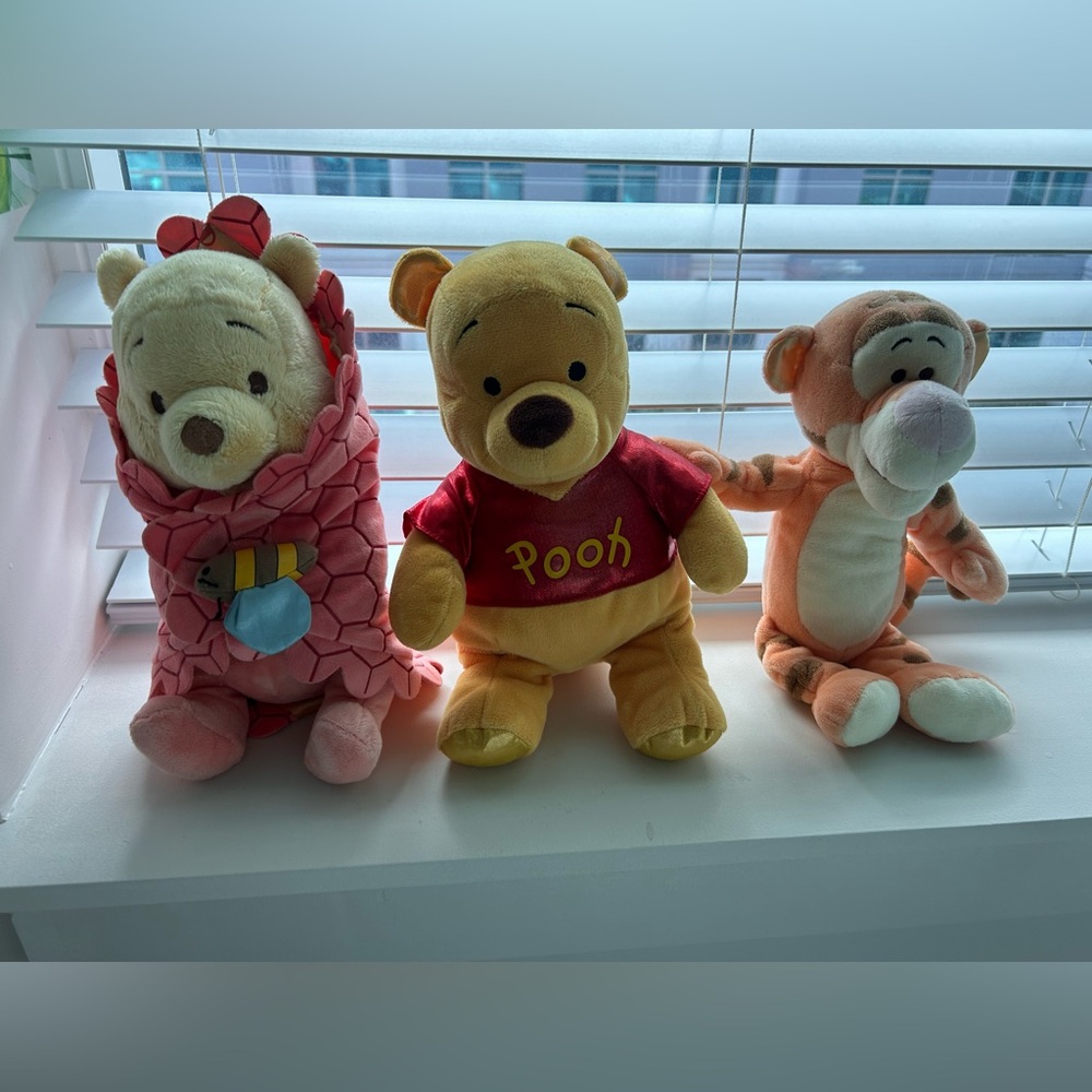 Winnie the pooh and tiger 3 plush toys
